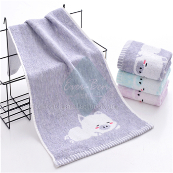 China Bulk Wholesale decorative bathroom towels Wholesaler Custom Grey Yarn Dyed Kids Embroidery Bamboo Luxury Sweat Towels Supplier